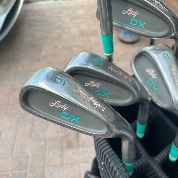 Woman’s golf set 10 pc in right handed Mac Gregor / Helix putter / - Picture 6 of 7